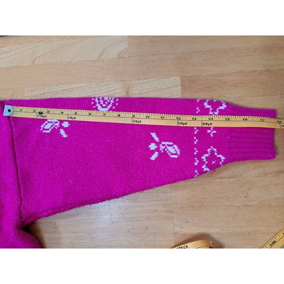 American Eagle Oversized Size L Pink Bandana Paisley Pullover Sweater SMALL FLAW - Picture 8 of 15